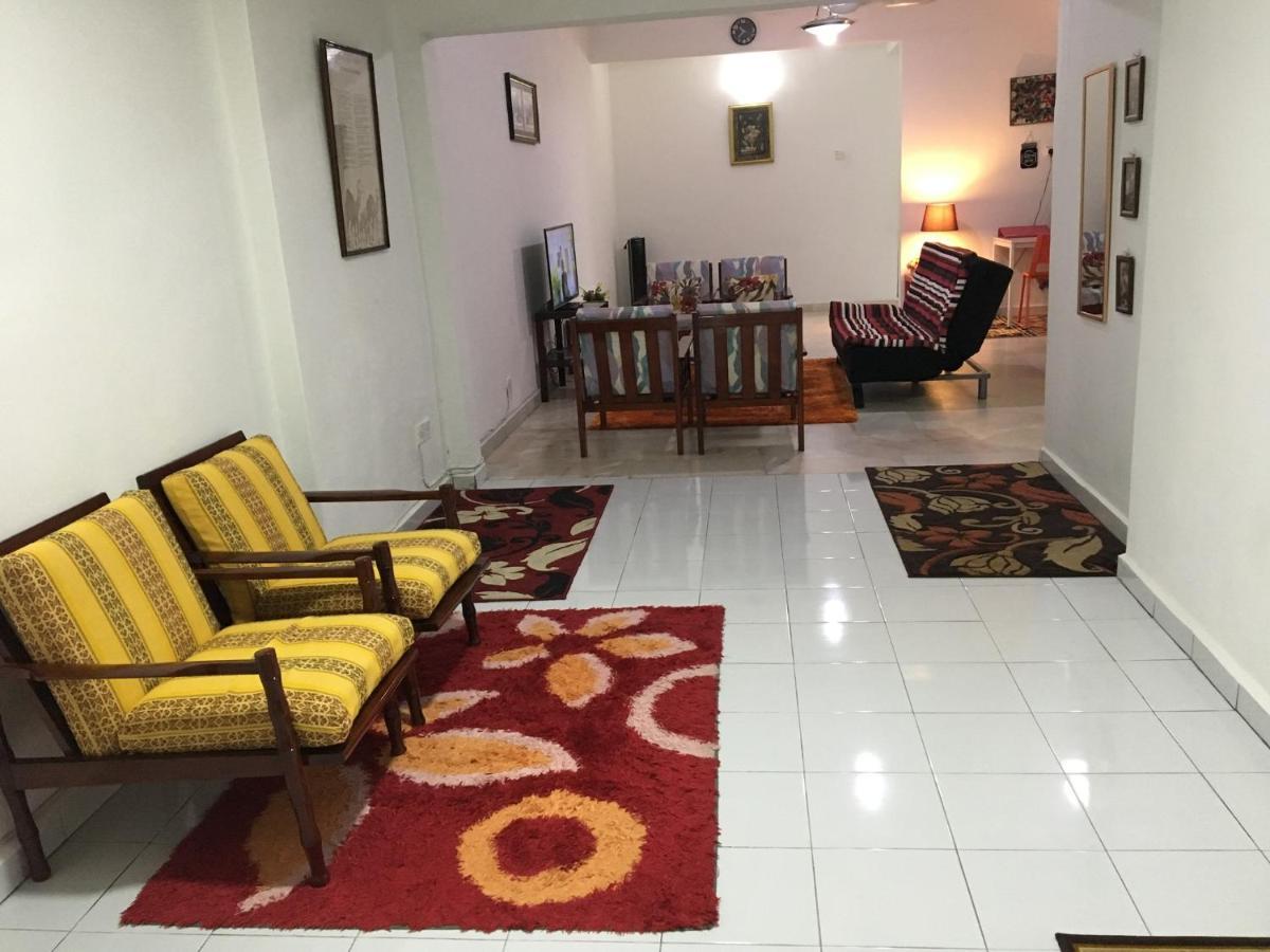 Rb Double Storey Bandar Tasik Selatan Homestay Куала Лумпур Екстериор снимка
